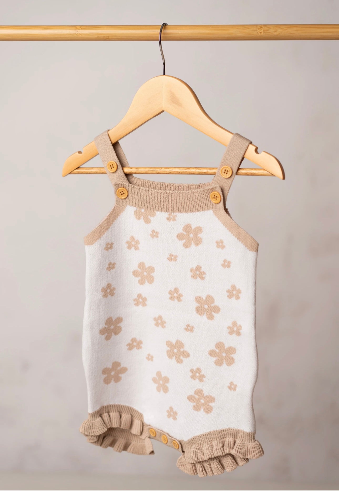 Pelele tejido floreado rosa